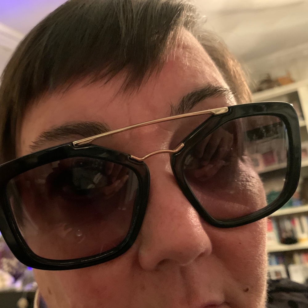 Prada Sunglasses - Picture 5 of 9